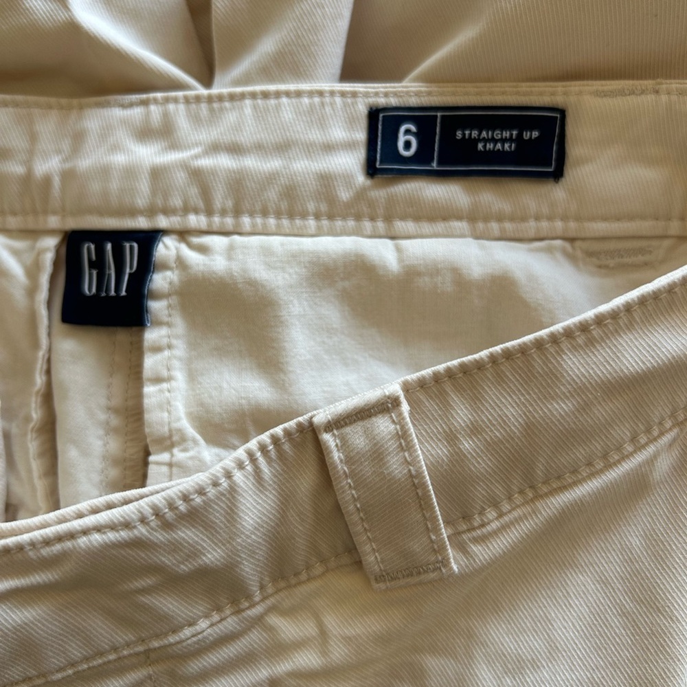 NWOT Gap Cream Mid-Rise Pants Size 6 - Picture 4 of 6
